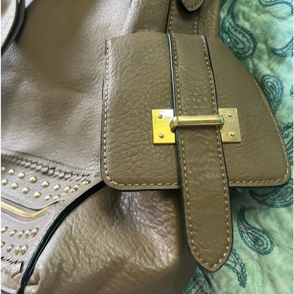 NEW! HOBO BAG - Picture 2 of 4